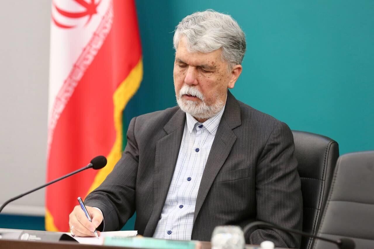 تسلیت وزیر فرهنگ به درگذشت احمد ناطق‌نوری