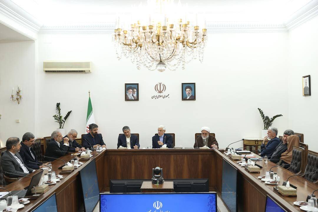 عارف: ۹۵ درصد پیشرفت‌های علمی کشور مدیون نگاه رهبر است
