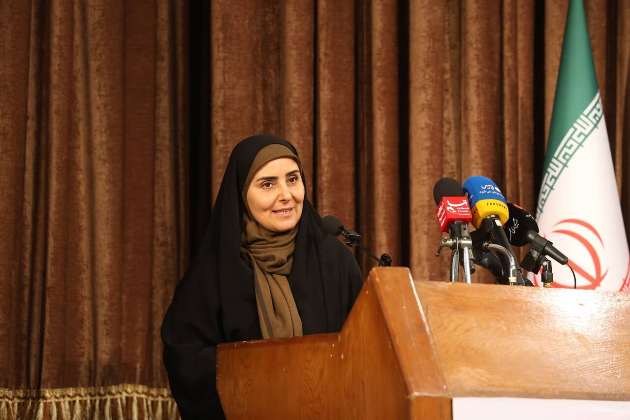 تاکید وزیر راه و شهرسازی بر تعیین تکلیف فوری اسناد مسکونی در خوزستان