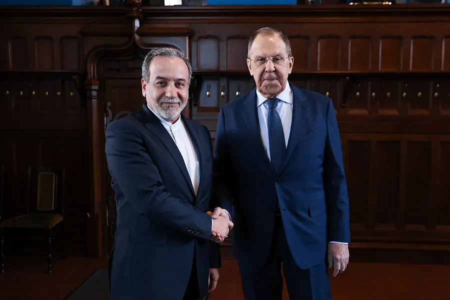 سفر لاوروف به تهران؛ پیگیری دیپلماسی میانجی‌گری ایران و آمریکا