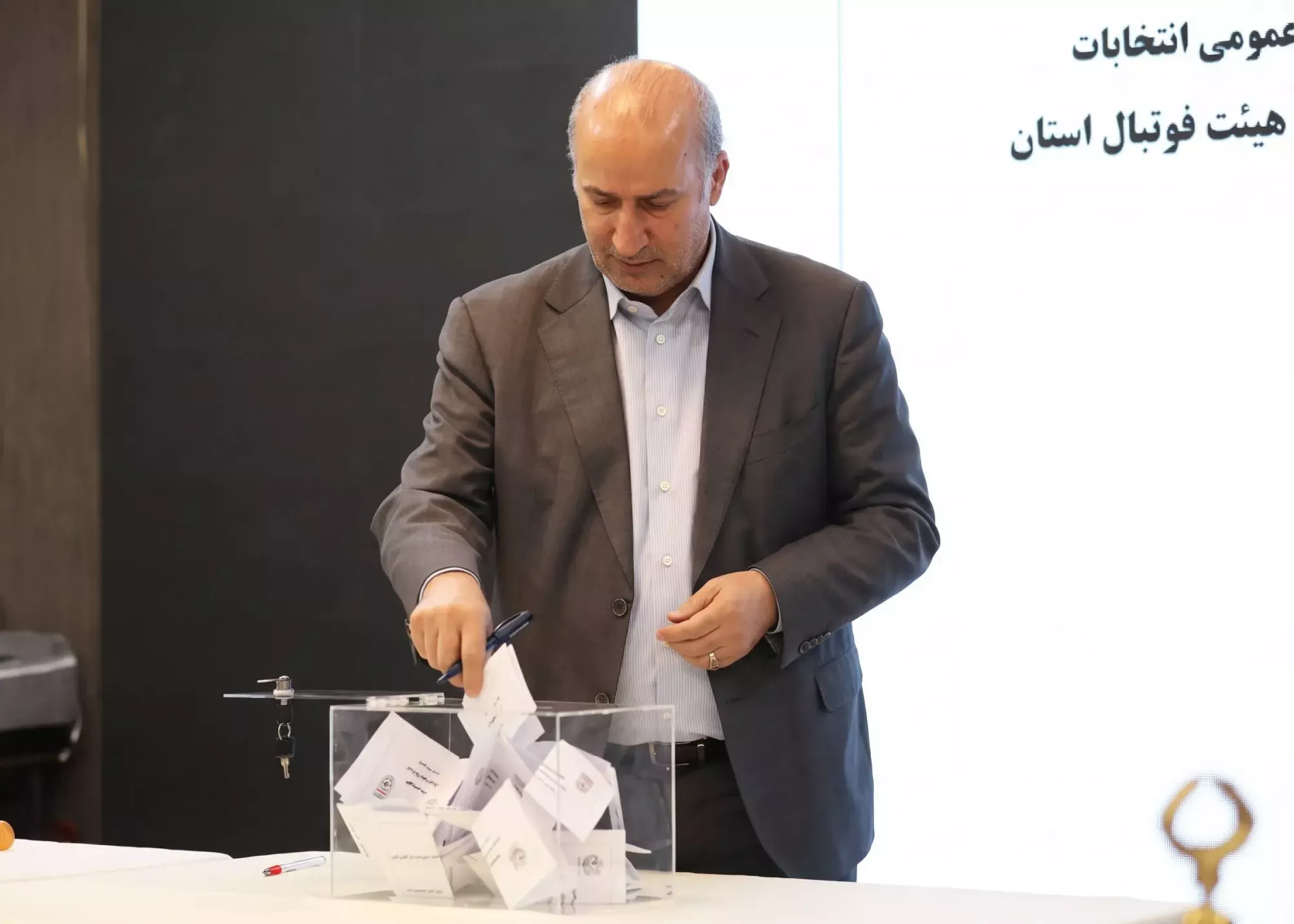 انتخاب سرمربی تیم امید: خارجی یا نامدار داخلی؟